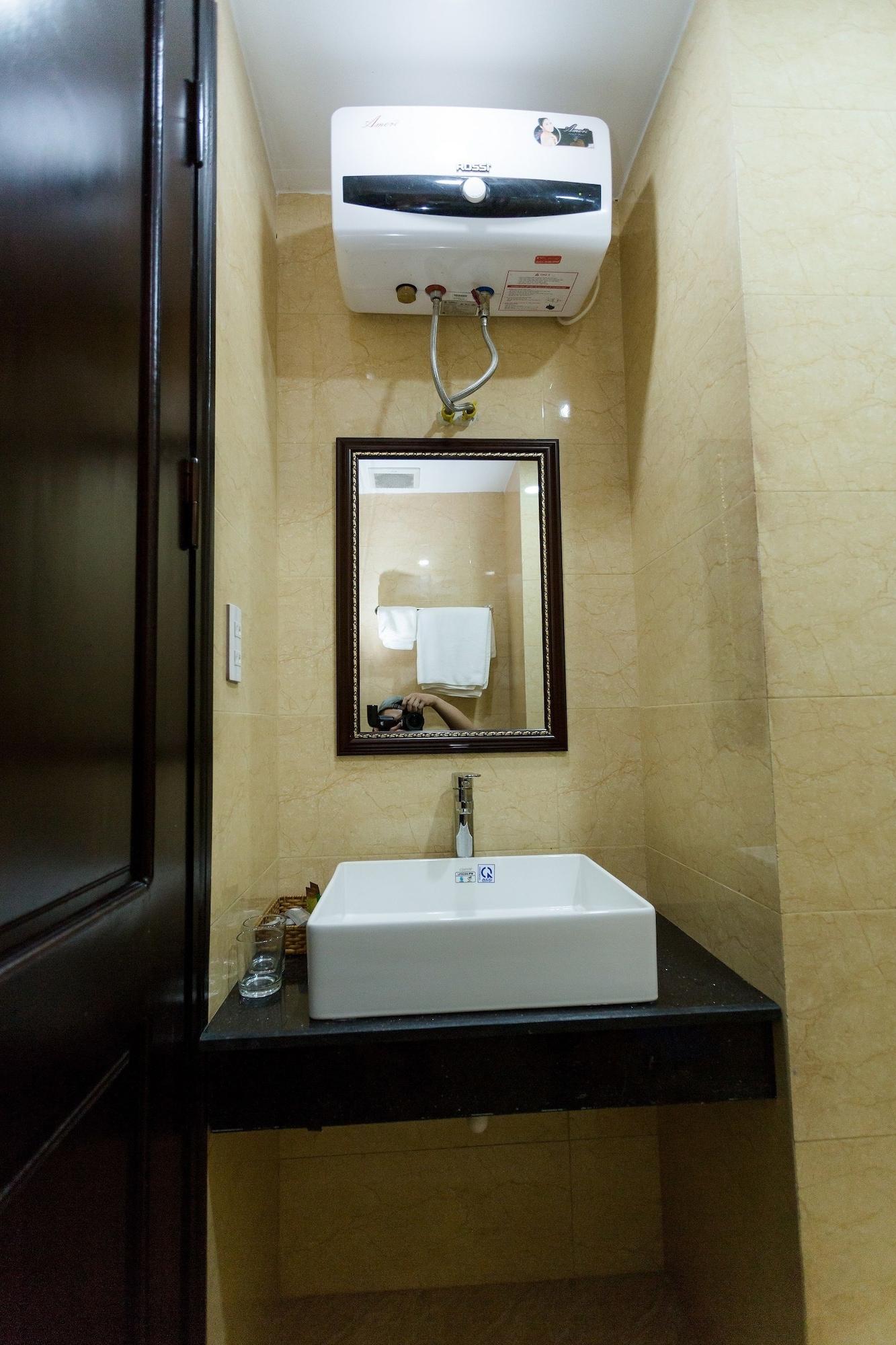 Manchester Hotel Da Nang Exterior photo